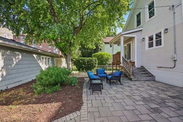 537 Ferdinand Avenue, Forest Park, IL 60130