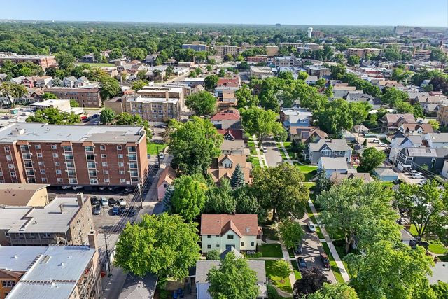 537 Ferdinand Avenue, Forest Park, IL 60130