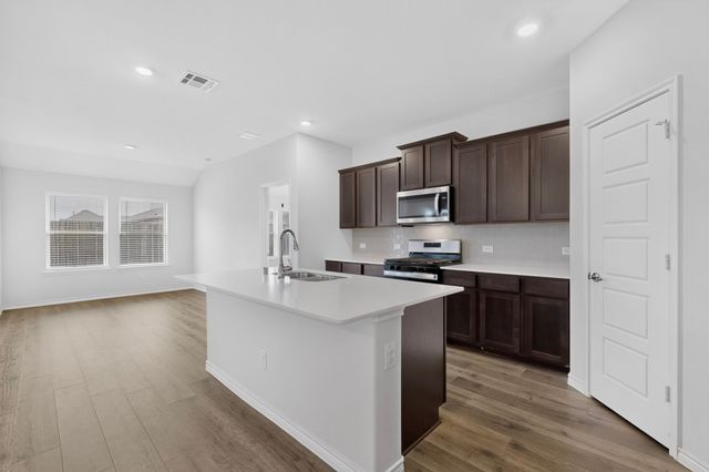 212 Goldfinch Drive, Caddo Mills, TX 75135