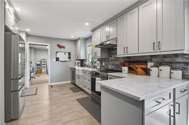 700 Pelham PL, Virginia Beach, VA 23452
