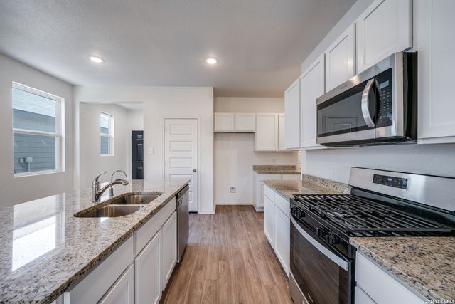 5719 Hematite Rim, San Antonio, TX 78222