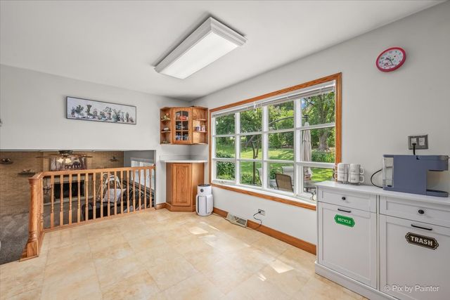 163 S Circle Avenue, Bloomingdale, IL 60108
