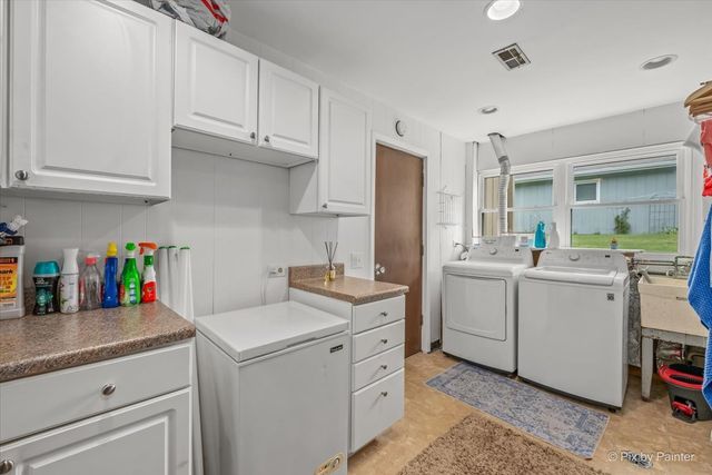 163 S Circle Avenue, Bloomingdale, IL 60108