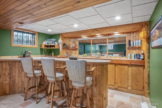 163 S Circle Avenue, Bloomingdale, IL 60108
