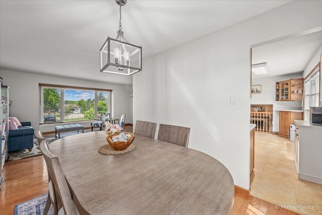 163 S Circle Avenue, Bloomingdale, IL 60108