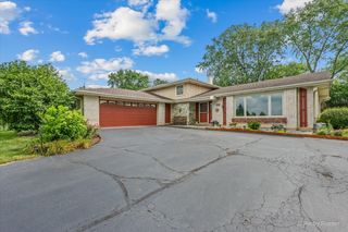 163 S Circle Avenue, Bloomingdale, IL 60108