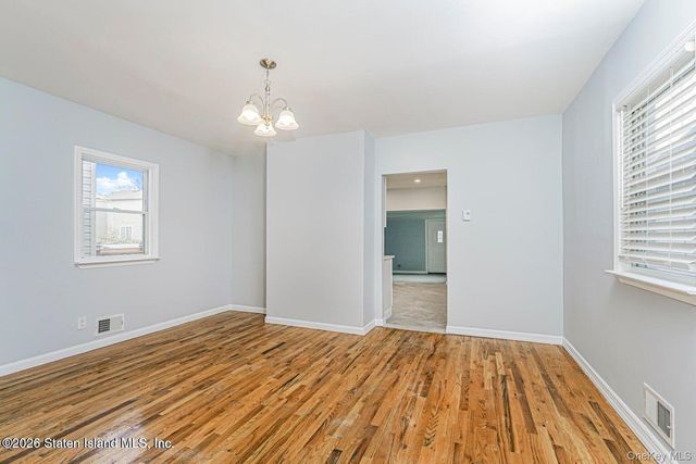 13 Laforge Ave, Staten Island, NY 10302