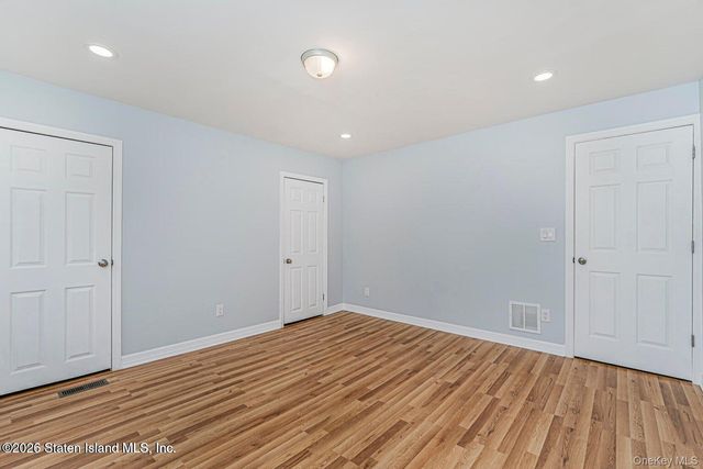13 Laforge Ave, Staten Island, NY 10302