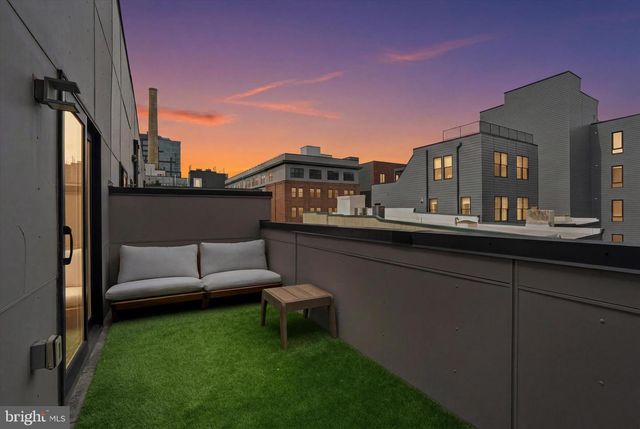 308 N 2ND ST, Philadelphia, PA 19106