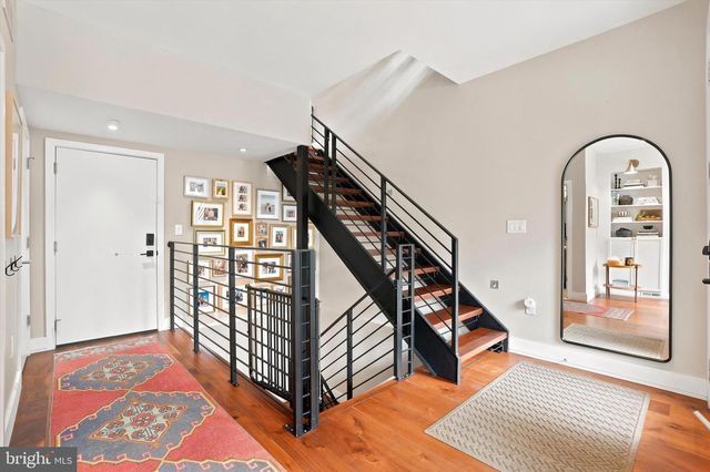 308 N 2ND ST, Philadelphia, PA 19106
