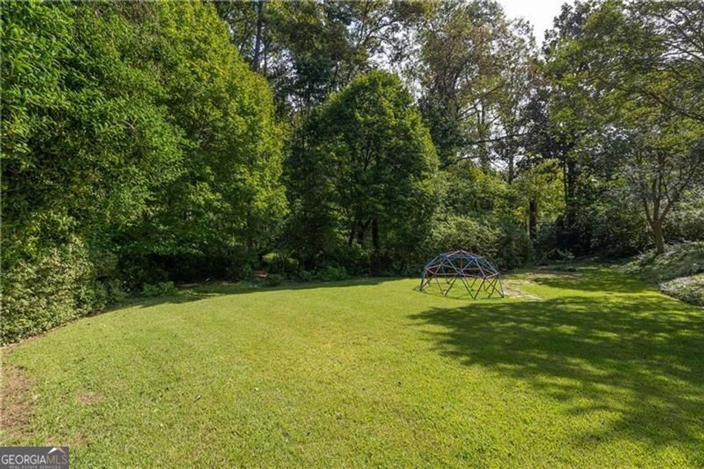 5715 Lake Island Drive, Sandy Springs, GA 30327 — photo 3