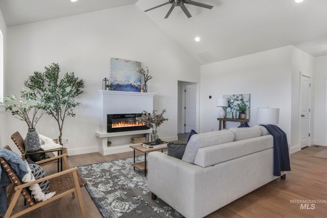 3679 E 3735 N, Kimberly, ID 83341