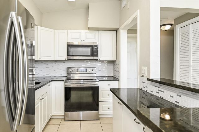 3521 SCHWALBE DRIVE, Sarasota, FL 34235