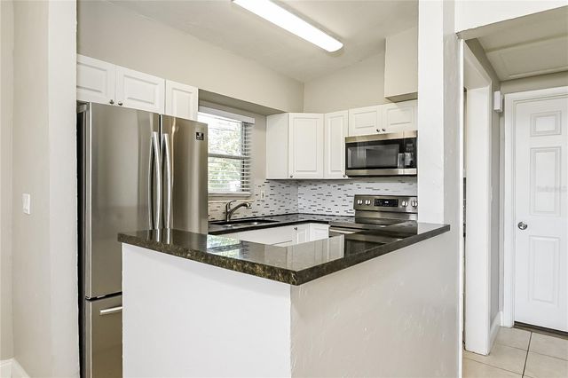 3521 SCHWALBE DRIVE, Sarasota, FL 34235