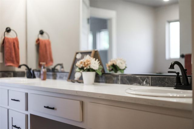 2605 Truman DR, Lago Vista, TX 78645