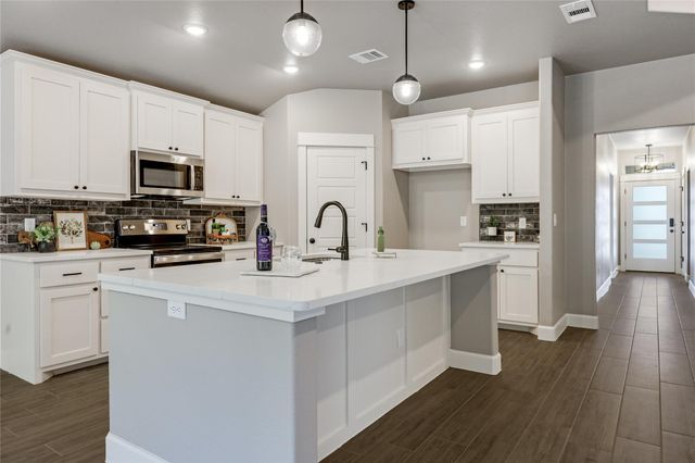 2605 Truman DR, Lago Vista, TX 78645