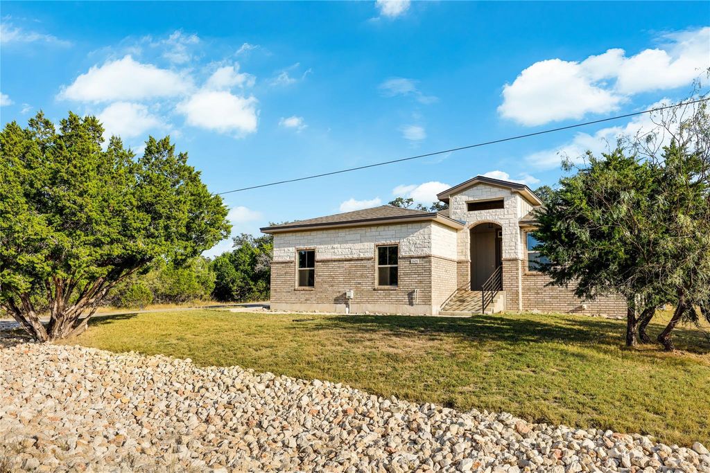 2605 Truman DR, Lago Vista, TX 78645
