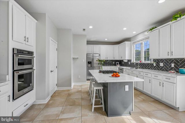 10610 OUTPOST DR, North Potomac, MD 20878