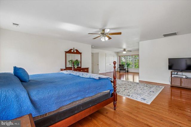 10610 OUTPOST DR, North Potomac, MD 20878