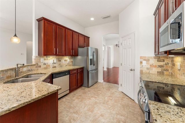 8223 NW 53RD STREET, Gainesville, FL 32653