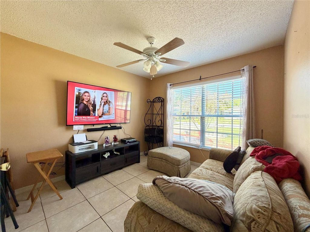 Image 12 of property listing at 530 FINCH LANE, Kissimmee, FL 34759