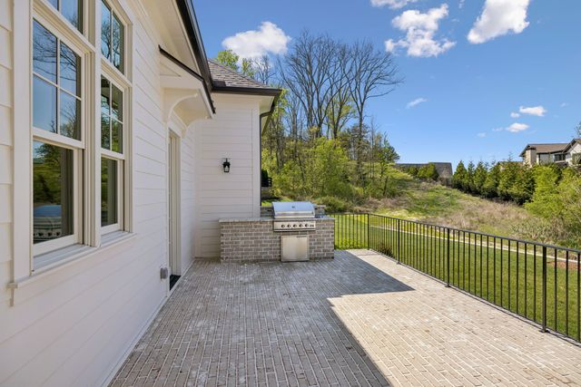 9282 Double Run Ct, College Grove, TN 37046