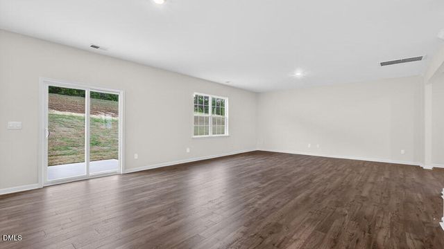 3057 Platinum Circle, West End, NC 27376