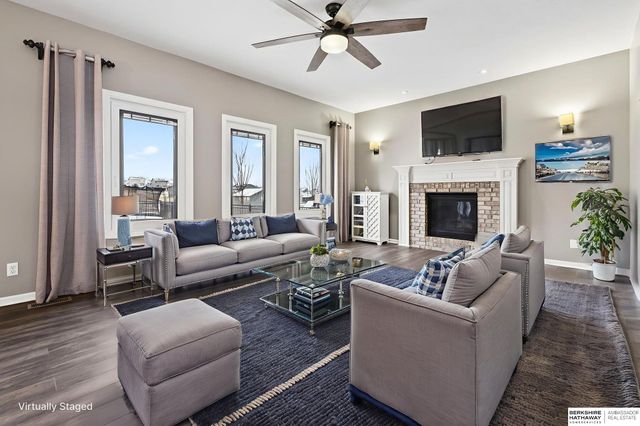 8524 Kilpatrick Parkway, Bennington, NE 68007