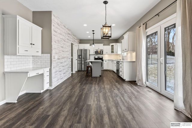 8524 Kilpatrick Parkway, Bennington, NE 68007