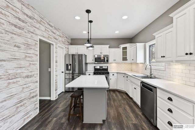 8524 Kilpatrick Parkway, Bennington, NE 68007