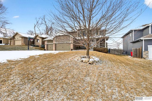 8524 Kilpatrick Parkway, Bennington, NE 68007