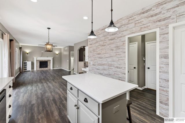 8524 Kilpatrick Parkway, Bennington, NE 68007