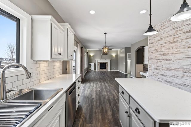 8524 Kilpatrick Parkway, Bennington, NE 68007