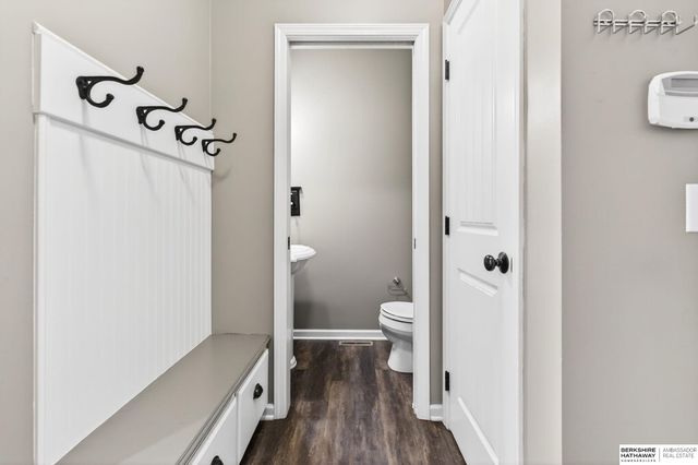 8524 Kilpatrick Parkway, Bennington, NE 68007