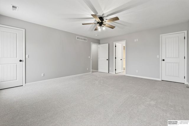 8524 Kilpatrick Parkway, Bennington, NE 68007