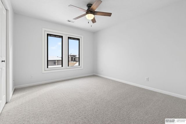 8524 Kilpatrick Parkway, Bennington, NE 68007