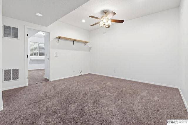 8524 Kilpatrick Parkway, Bennington, NE 68007