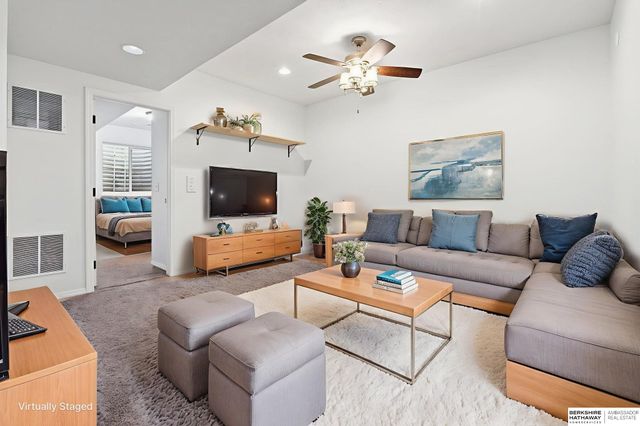 8524 Kilpatrick Parkway, Bennington, NE 68007