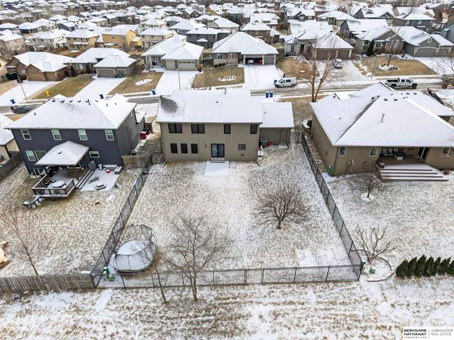 8524 Kilpatrick Parkway, Bennington, NE 68007