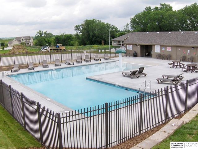 8524 Kilpatrick Parkway, Bennington, NE 68007