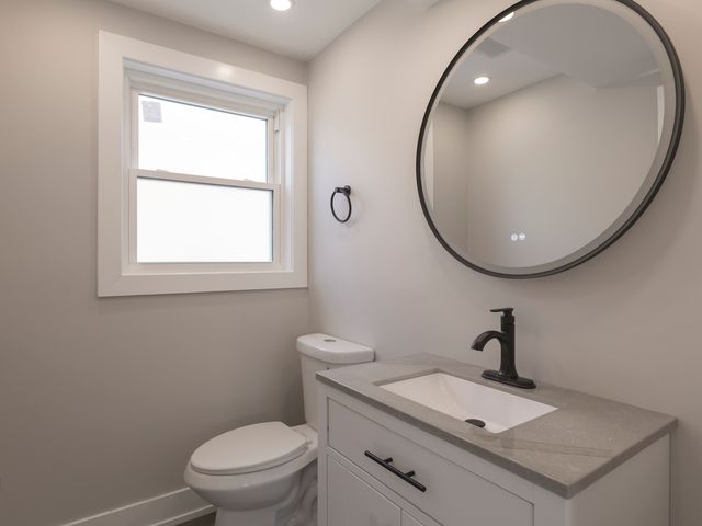 18008 Edwards Avenue, Country Club Hills, IL 60478