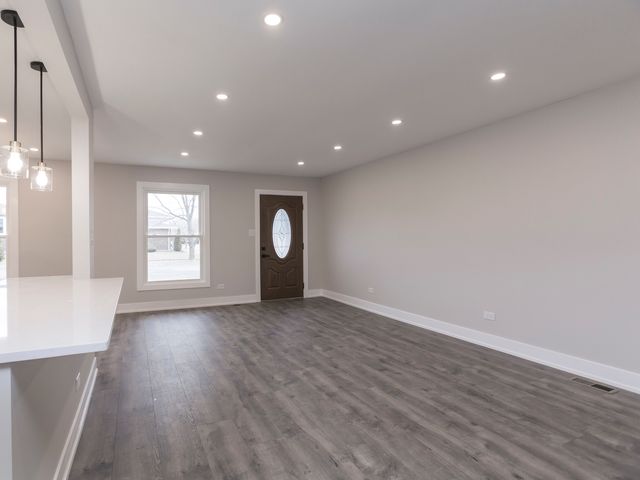 18008 Edwards Avenue, Country Club Hills, IL 60478