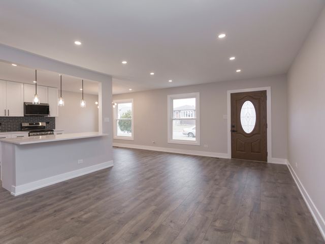 18008 Edwards Avenue, Country Club Hills, IL 60478