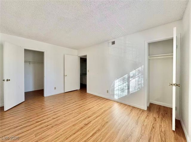 4310 Sanderling Circle 104, Las Vegas, NV 89103