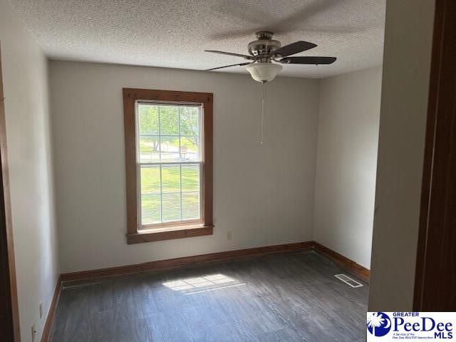 40 W Rigby St, Manning, SC 29102