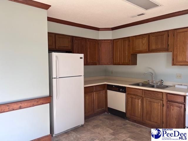 40 W Rigby St, Manning, SC 29102