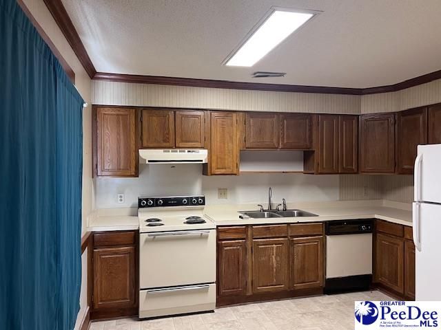 40 W Rigby St, Manning, SC 29102