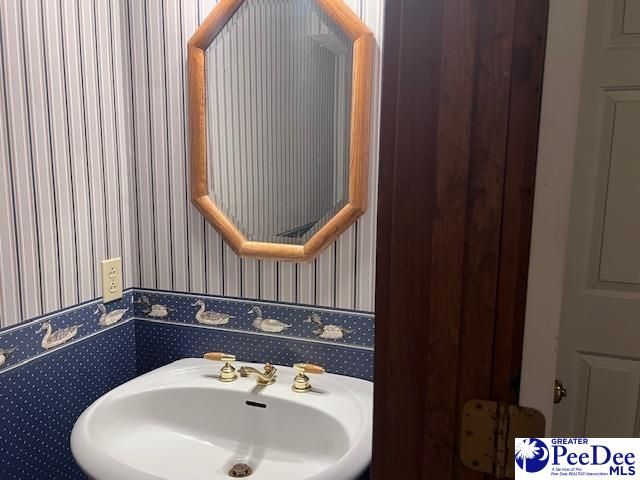 40 W Rigby St, Manning, SC 29102