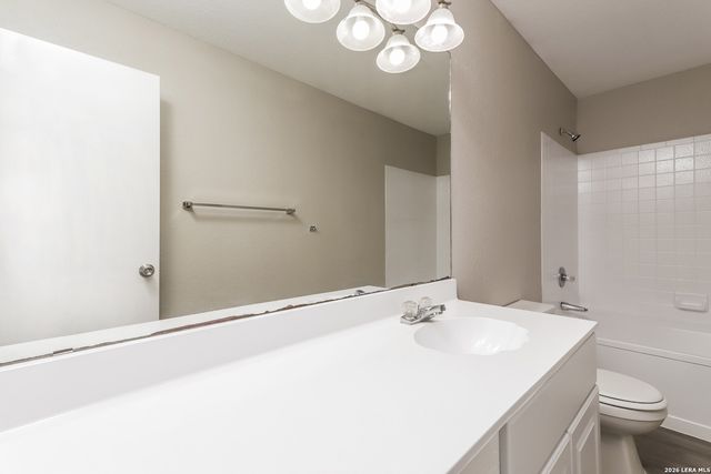 6702 Highland Grass, Converse, TX 78109