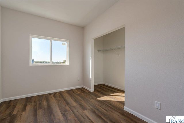 3117 & 3119 Noble Drive, Mankato, MN 56003